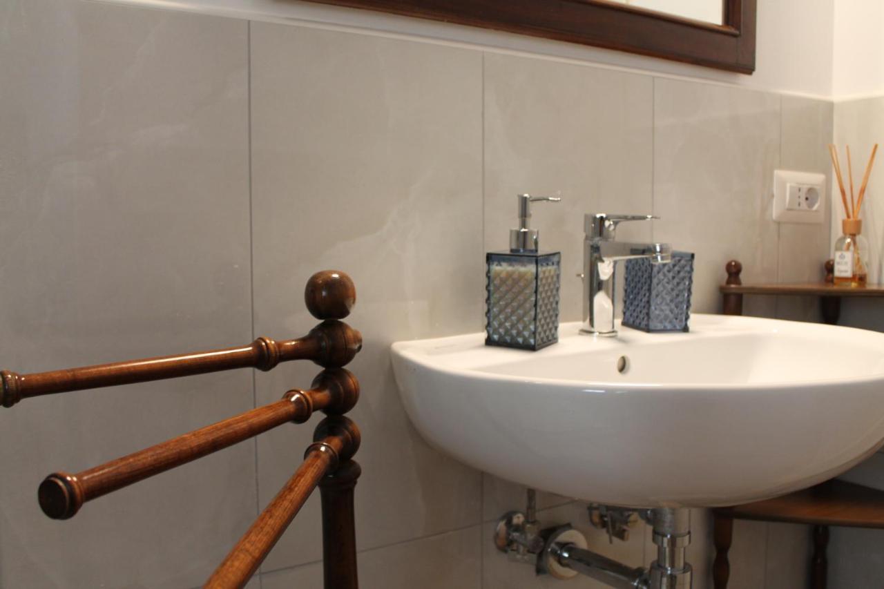 Casa Hari Bed & Breakfast Салерно Екстериор снимка